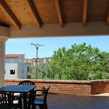 Vila Dezi * Ksamil